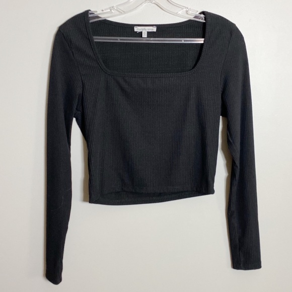 Charlotte Russe Tops - NWOT Charlotte Russe Crop Top
